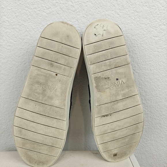 Vince Preston Black Textured Leather Trim Slip On Sneakers Women's Size 8 - Picture 10 of 12